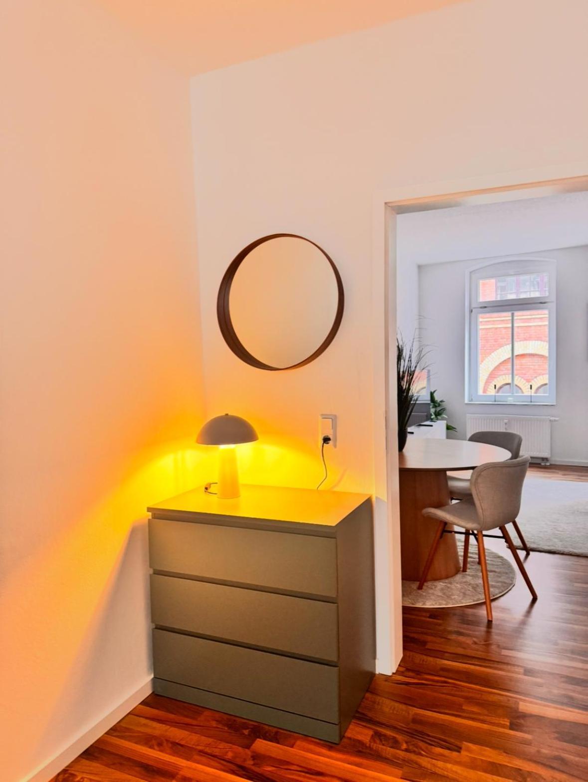 New Apartment In Magdeburg Buckau - Waschmaschine, Smart-Tv, Neues Badezimmer エクステリア 写真