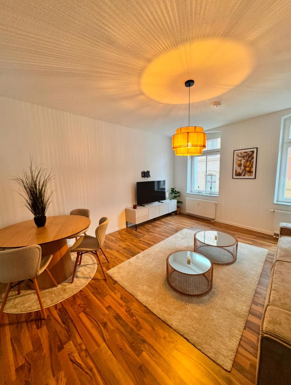 New Apartment In Magdeburg Buckau - Waschmaschine, Smart-Tv, Neues Badezimmer エクステリア 写真