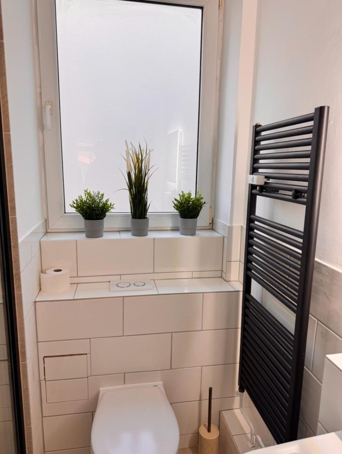 New Apartment In Magdeburg Buckau - Waschmaschine, Smart-Tv, Neues Badezimmer エクステリア 写真